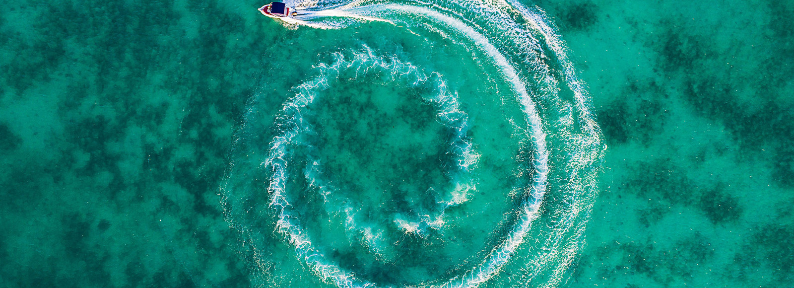Boat sea